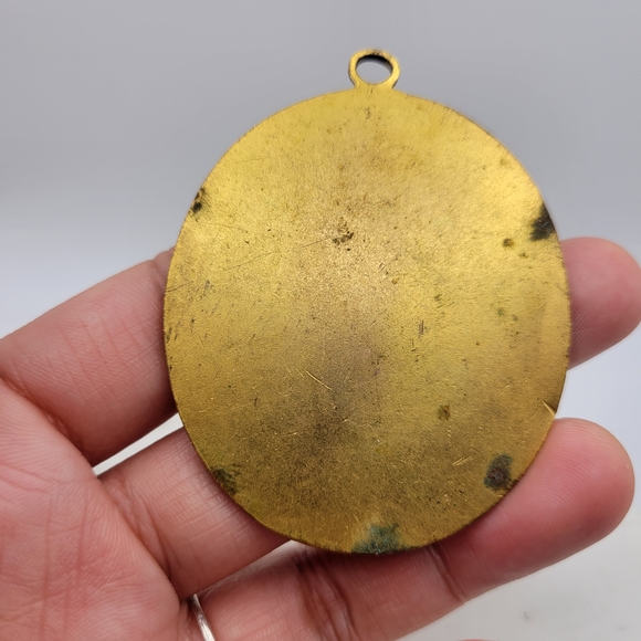 Vintage Gold and Red Oval Religious Pendant - Picture 7 of 8